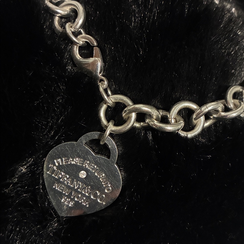 Tiffany & Co. Silver Heart Tag Bracelet